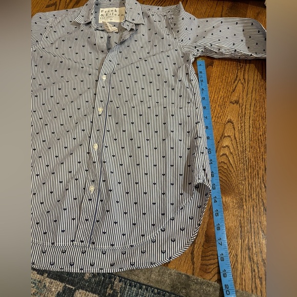 Frank & Eileen | Women Button Down Shirt in Blue Stripe w/ Navy Hearts Sz XS - Picture 9 of 11
